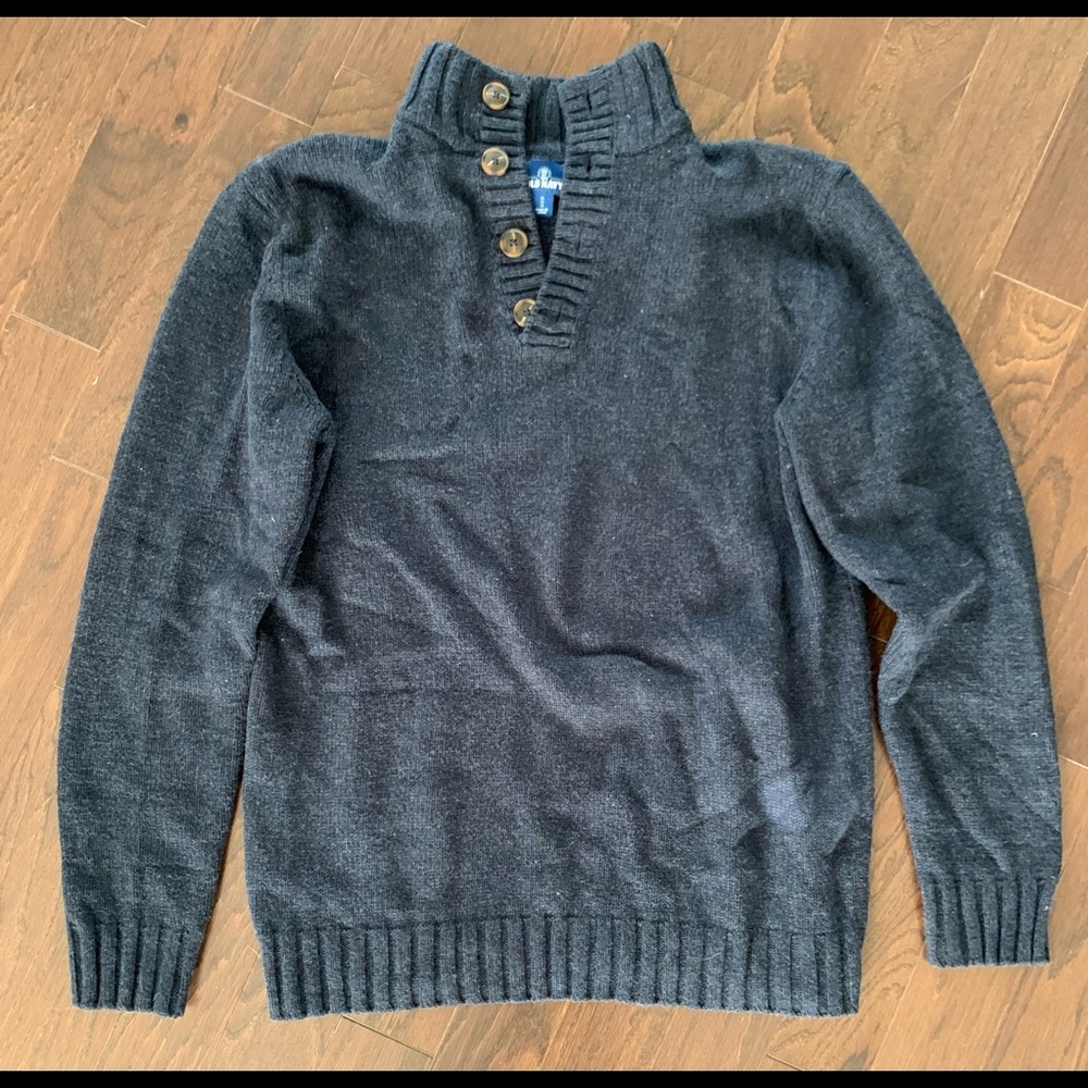 Old Navy men’s sweater